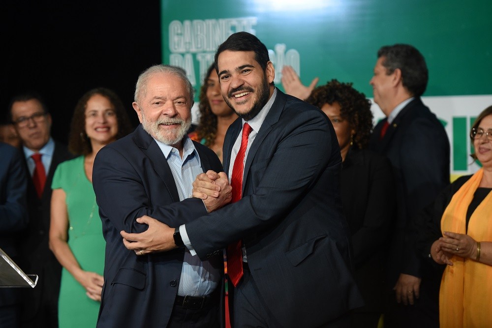 Lula indica Jorge Messias para vaga no STF