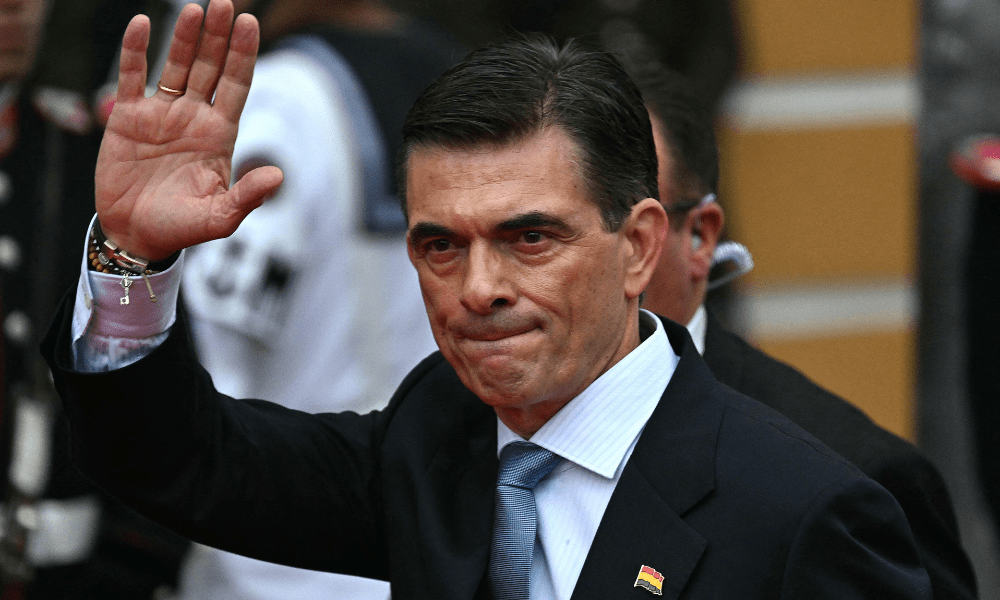 Rodrigo Paz assume presidência da Bolívia neste sábado