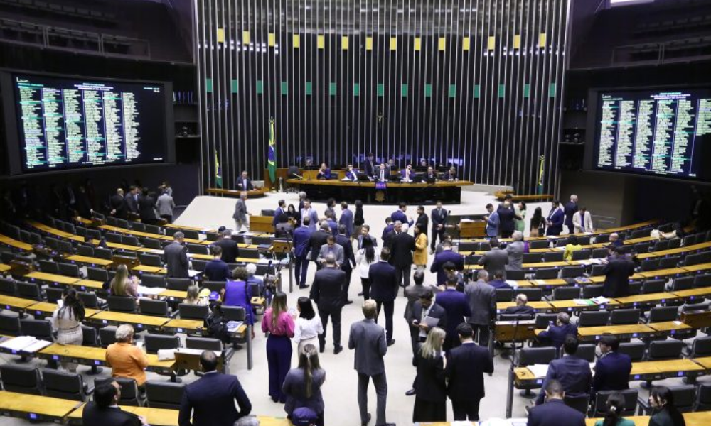 Projeto antifacção é jogada de risco e pode custar popularidade de Lula, dizem líderes