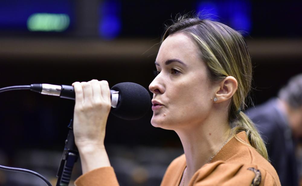 Deputada do PL critica Galinha Pintadinha e Netflix: ‘Fábrica de militantes do PSOL’