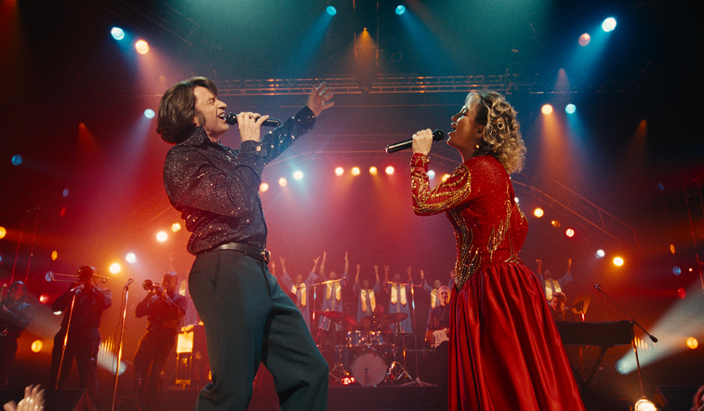 Hugh Jackman e Kate Hudson em "Song Sung Blue: Um Sonho a Dois"