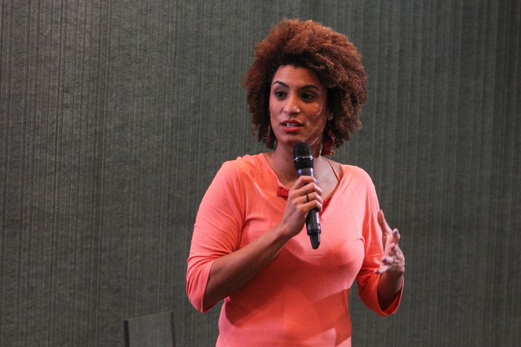Harvard homenageia Marielle Franco com medalha de legado intelectual