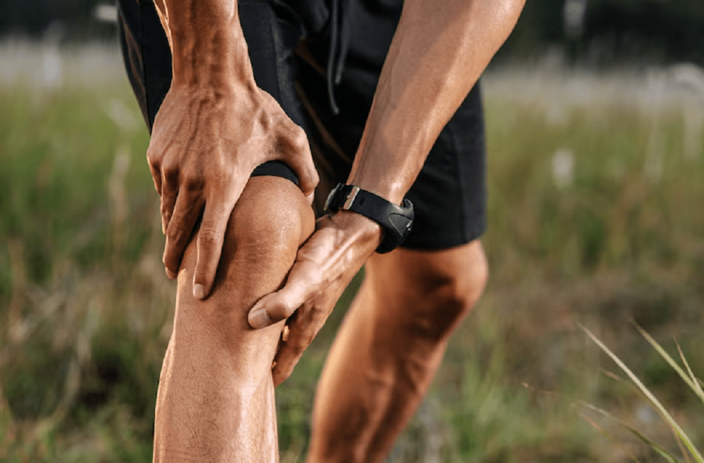 Dor no joelho? Saiba como prevenir e tratar o desgaste da articulação
