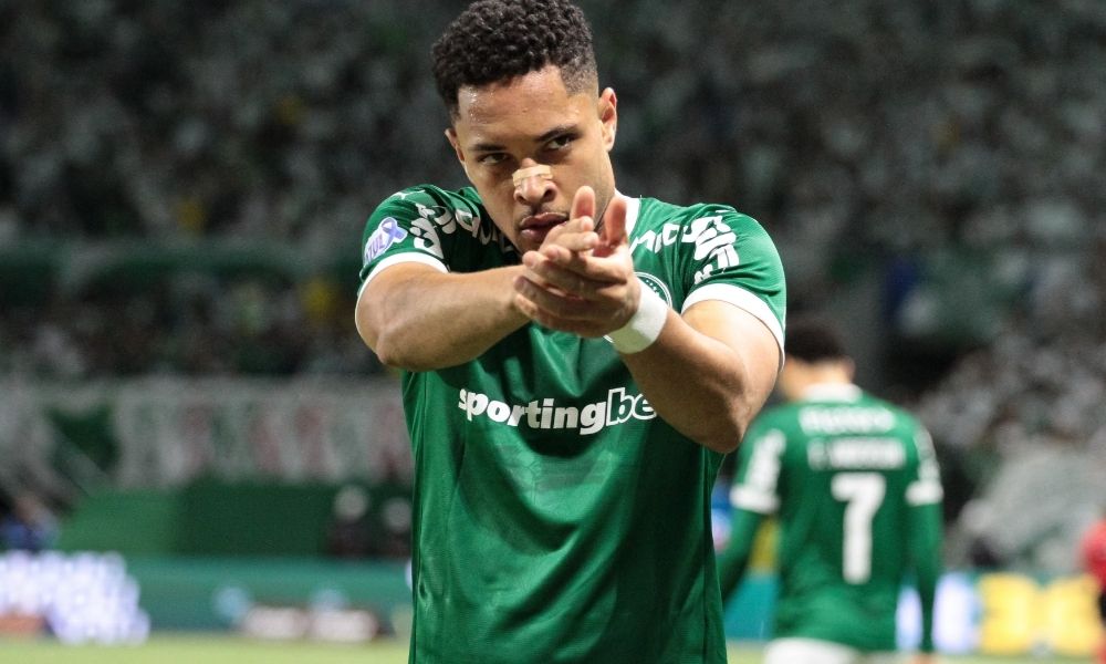 vitor roque