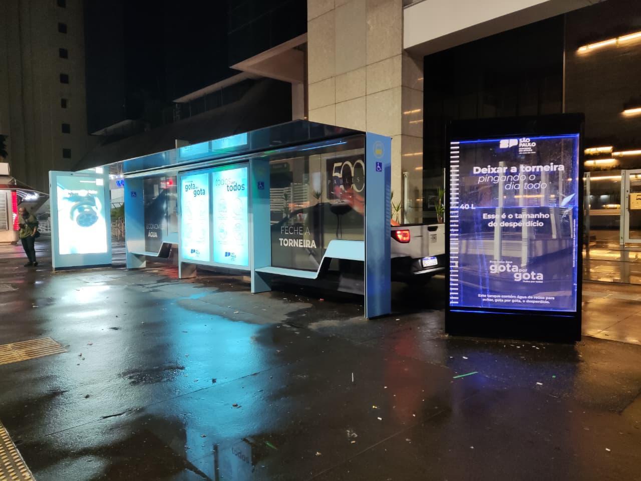 Governo de SP leva ‘aquário’ à avenida Paulista para mostrar o impacto do desperdício de água