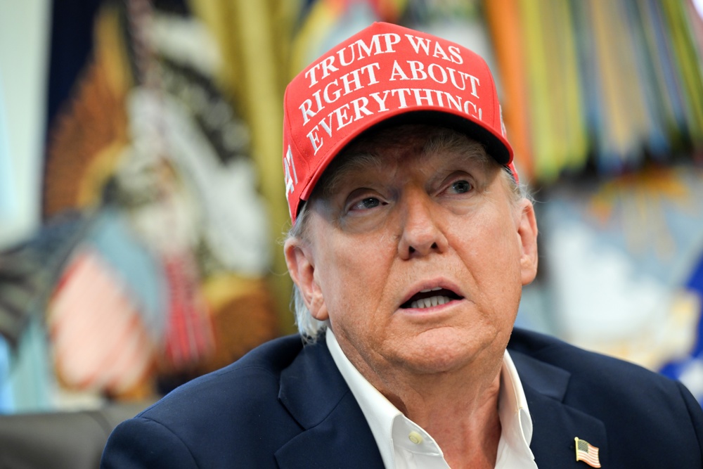Trump anuncia que EUA e China chegaram a acordo sobre TikTok e adia proibição no país