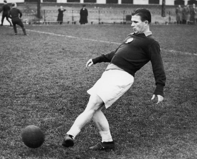 A Hungria marcou época no futebol e eliminou o Brasil da Copa de 1954