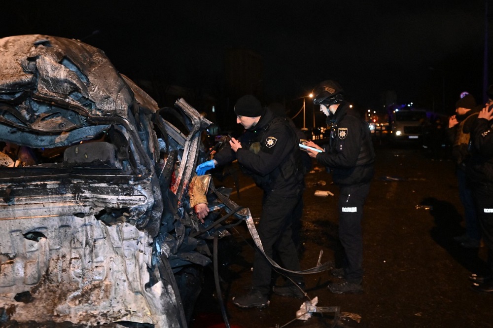 Explosões sacodem capital da Ucrânia antes da viagem de Zelensky aos EUA