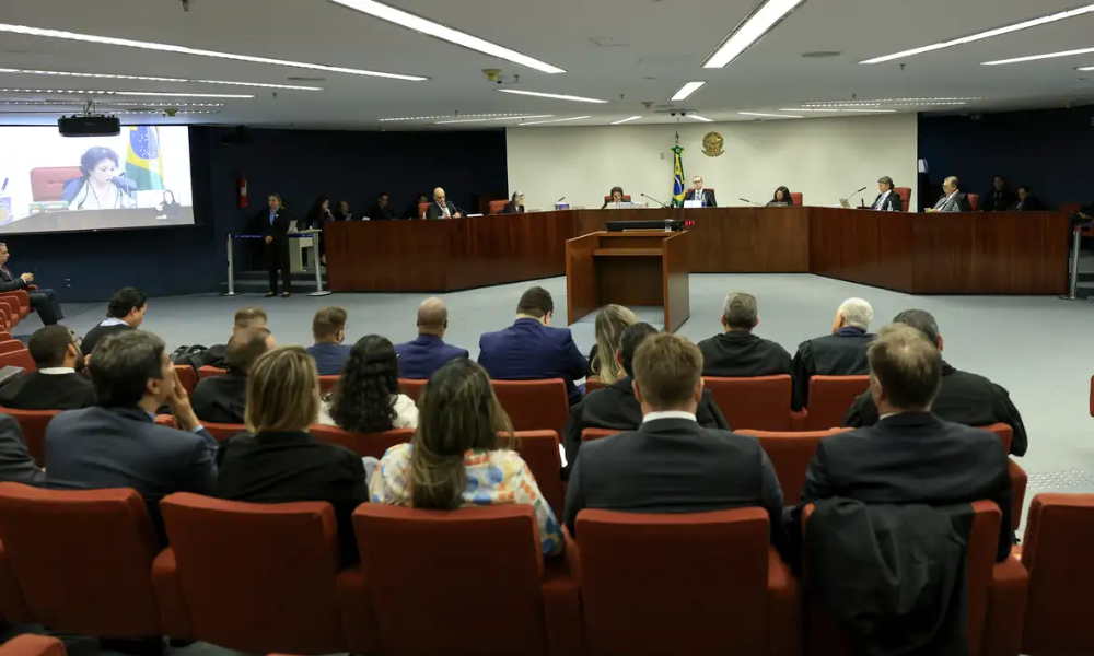1ª Turma do STF julga na segunda-feira prisão preventiva de Bolsonaro