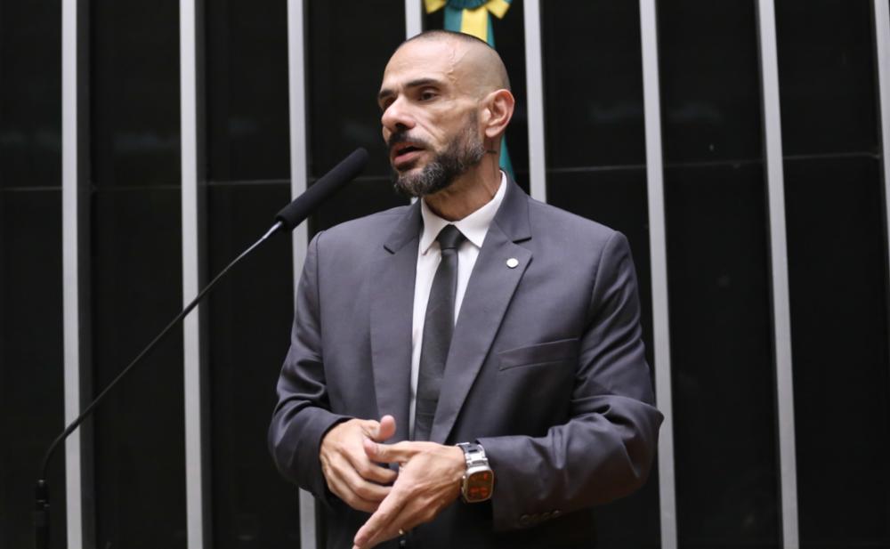 Deputado elogia operações policiais, mas cobra valorização: ‘Não há segurança com a tropa exausta’