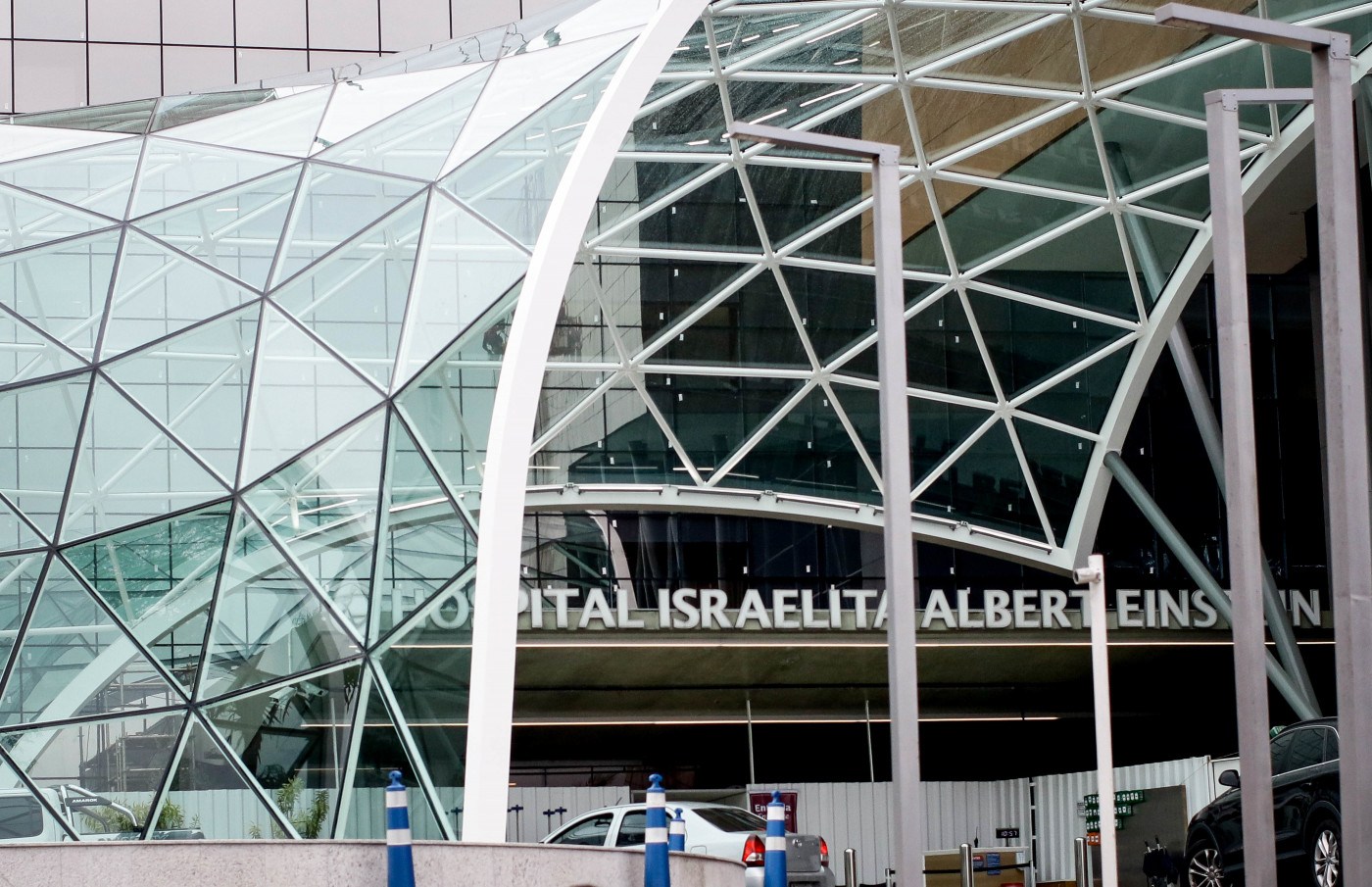 Unidade do Einstein Hospital Israelita tem princípio de incêndio e remove pacientes do local