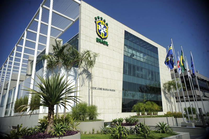 CBF anuncia programa de profissionalização de árbitros de futebol