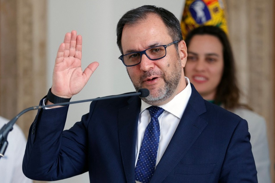 Yván Gil