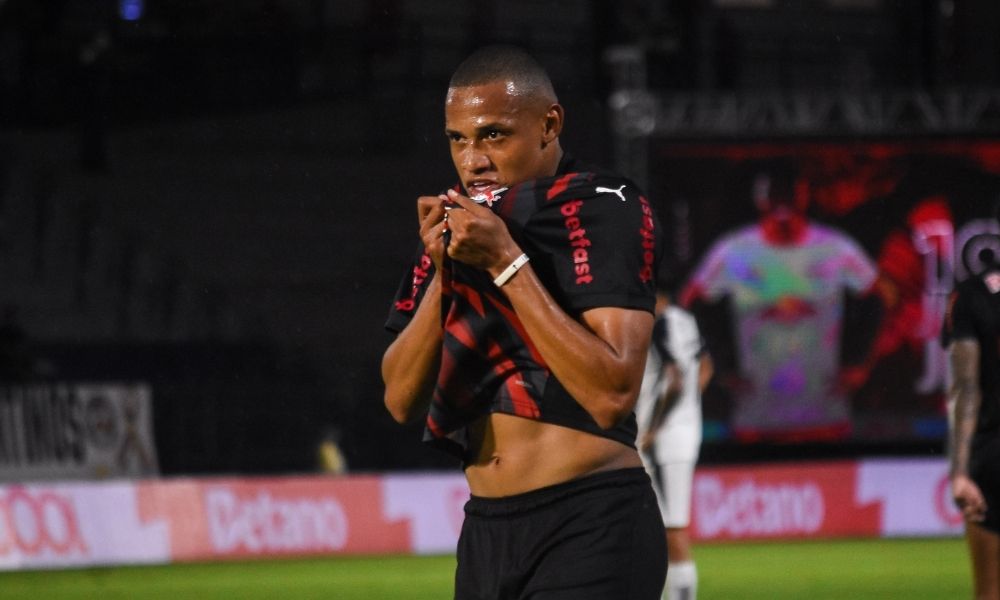 Corinthians é derrotado por 3 a 0 pelo Bragantino no Campeonato Paulista