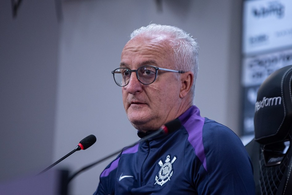 Coletiva de apresentação do novo técnico do Corinthians, Dorival Júnior