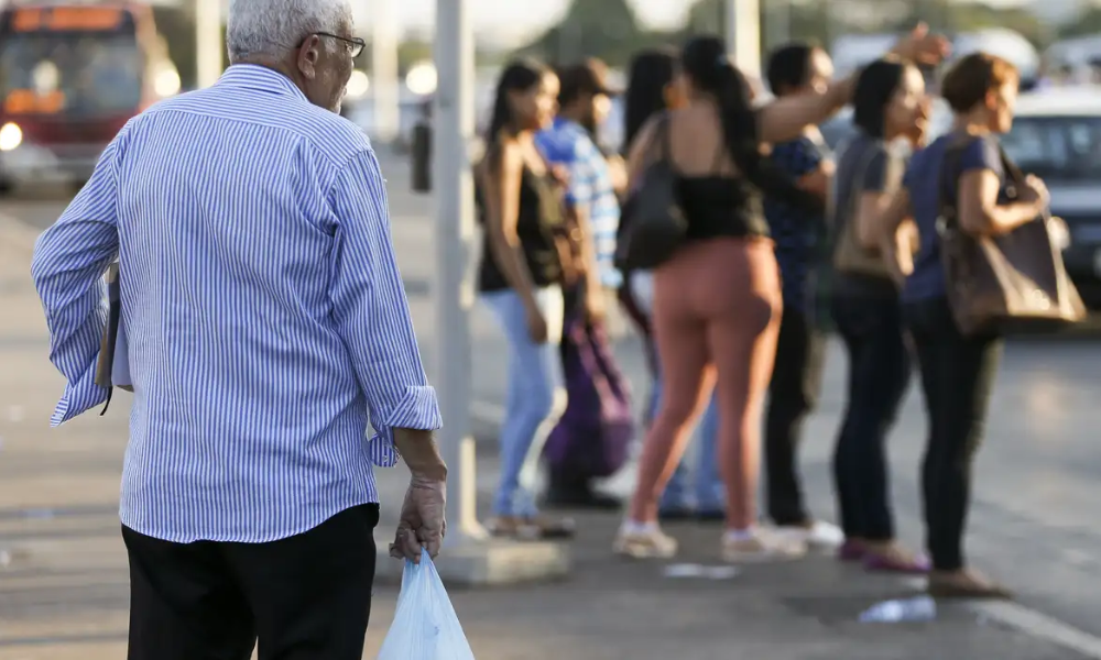 Teto de pensionista e aposentado do INSS s