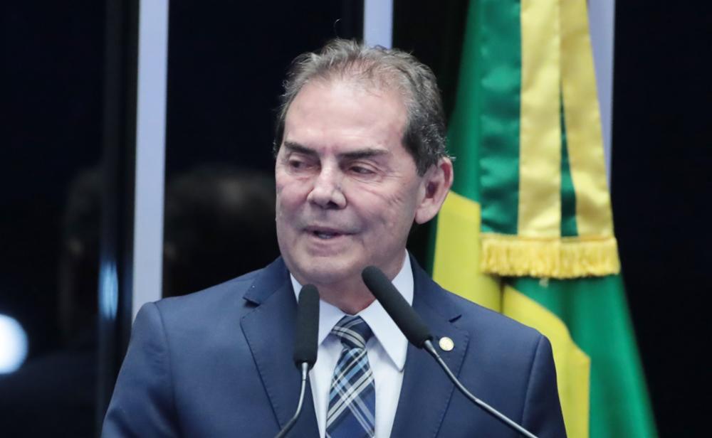 Proposta liberta presos do 8 de Janeiro e reduz pena de Bolsonaro para 2 anos e 4 meses, diz relator