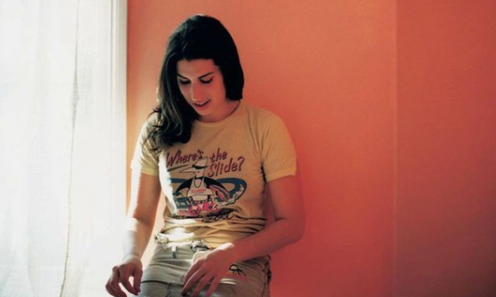 Amigas de Amy Winehouse arrecadaram mais de R$ 5 milhões com itens leiloados sem autorização
