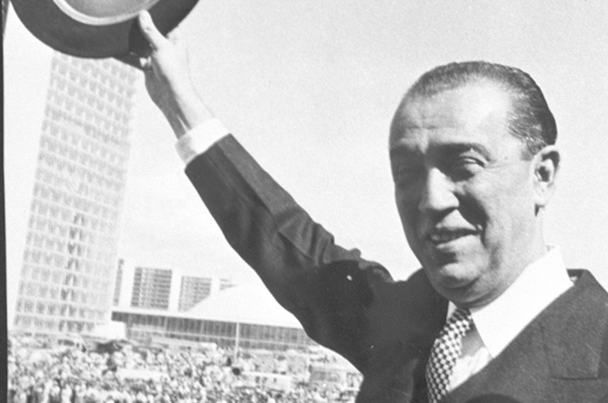 Juscelino Kubitschek exigiu vitória da seleção contra a URSS na Copa de1958