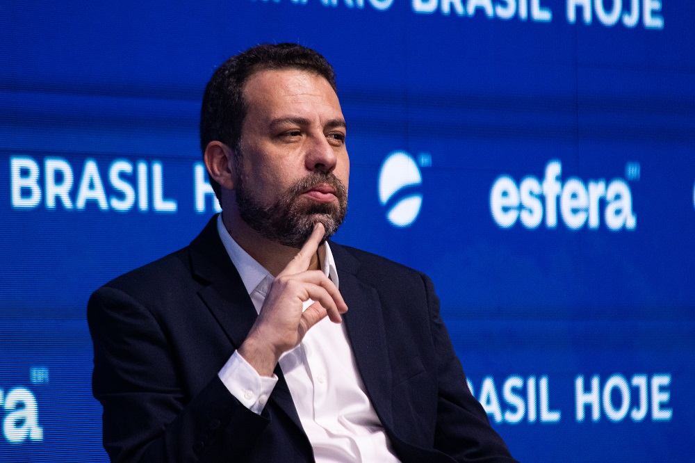 Boulos quer levar ‘trailer’ de serviços do governo para periferias em giro pelo país