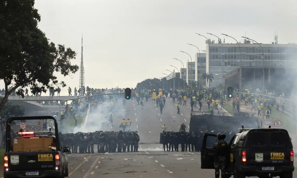 STF responsabilizou 1.190 pessoas por atos antidemocráticos de 2023