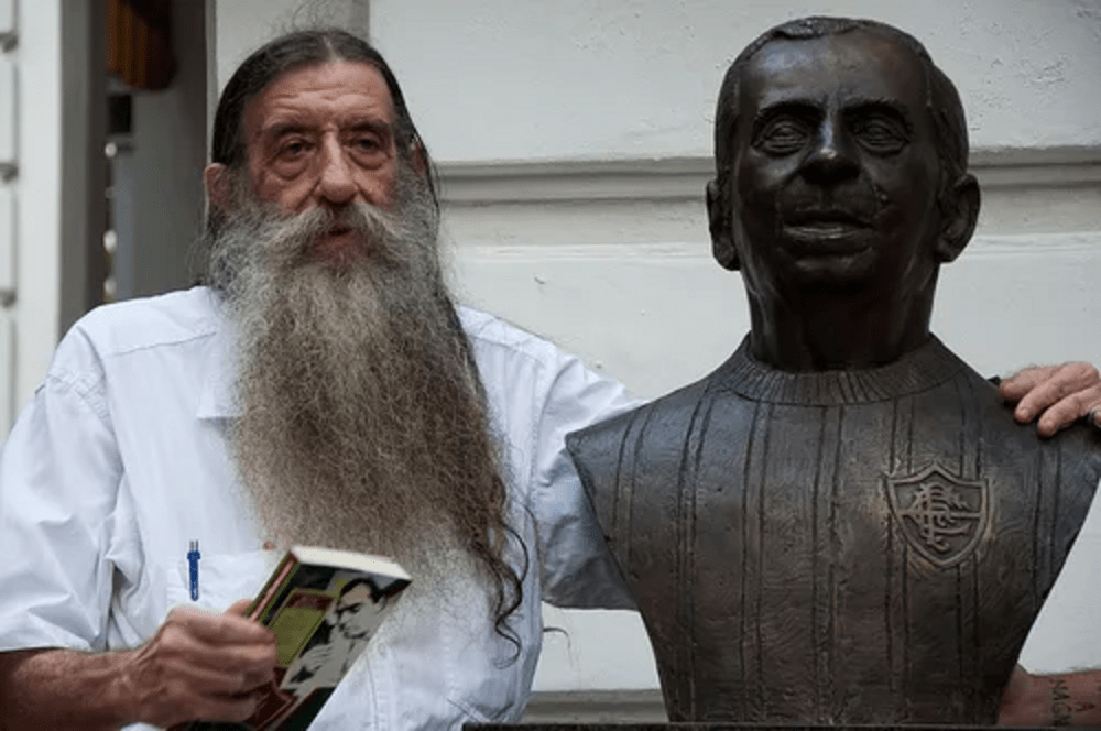 Morre Nelsinho, filho de Nelson Rodrigues e criador do Bloco dos Barbas, aos 79 anos