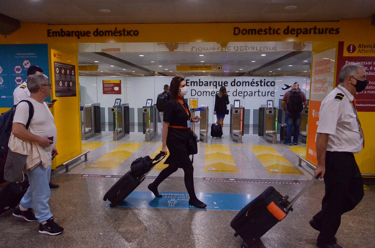 Drones fazem Aeroporto de Guarulhos ser fechado por duas horas