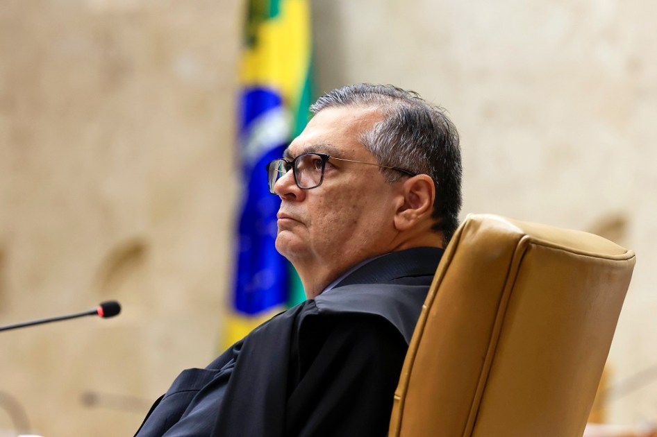 Ministro Flávio Dino na sessão plenária do STF