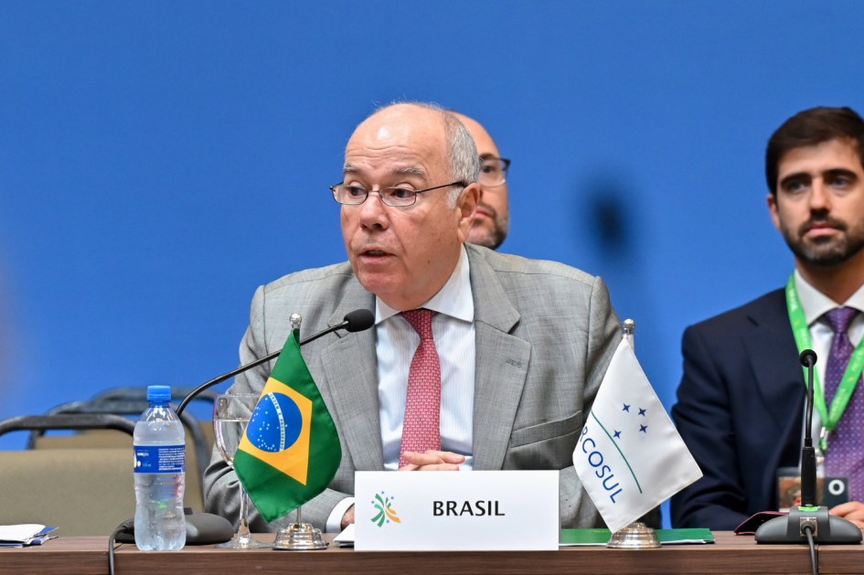 O Ministro Mauro Vieira participa da Reunião do Conselho do Mercado Comum, no contexto da LXVII Cúpula de Chefes de Estado do MERCOSUL e Estados Associados