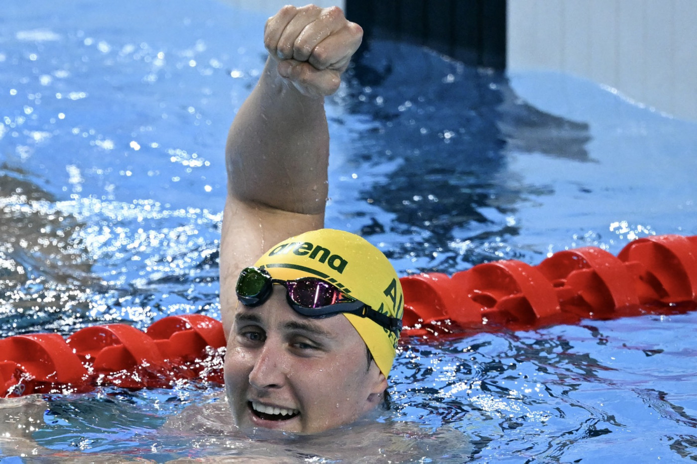 Nadador australiano quebra recorde mundial de Cesar Cielo