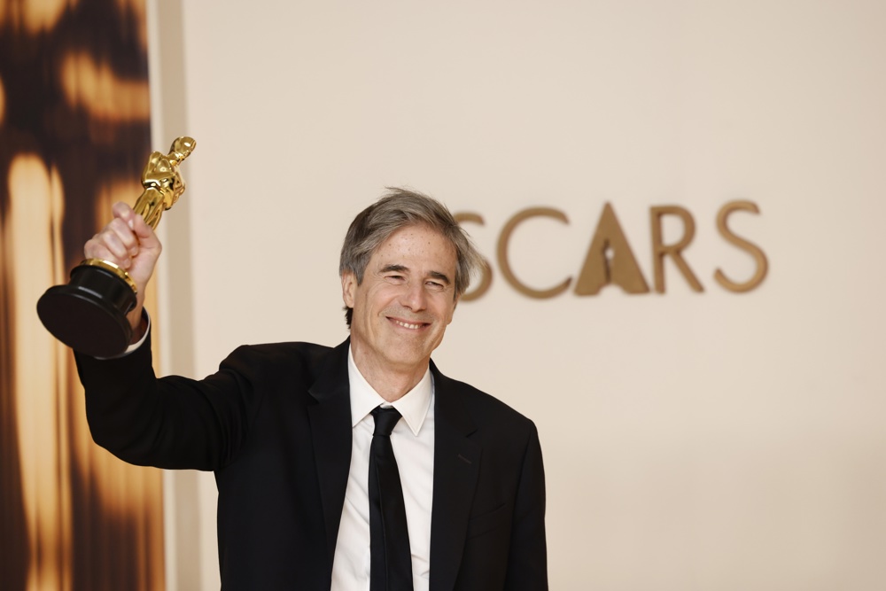 Academia do Oscar vai homenagear diretor brasileiro Walter Salles