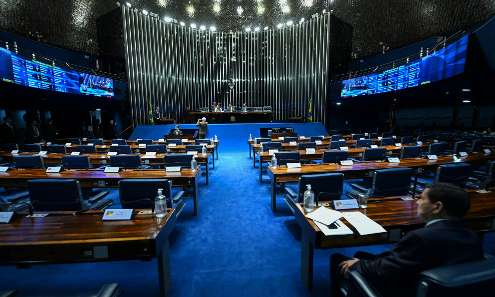Sem acordo sobre anistia, bolsonaristas começam a negociar redução de penas