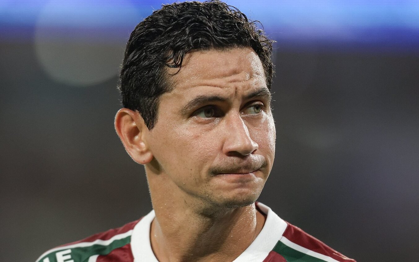 Fluminense empata com o Vasco no fim em jogo de pênaltis perdidos e vai à decisão do Carioca