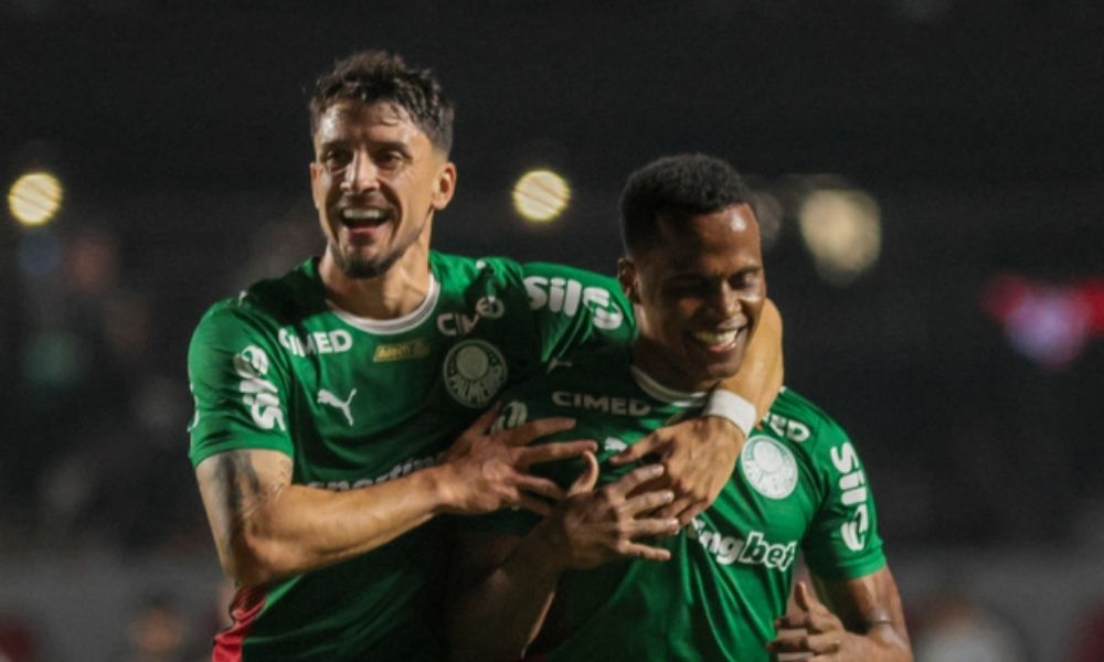 Palmeiras bate o São Paulo e dispara na ponta do Brasileiro