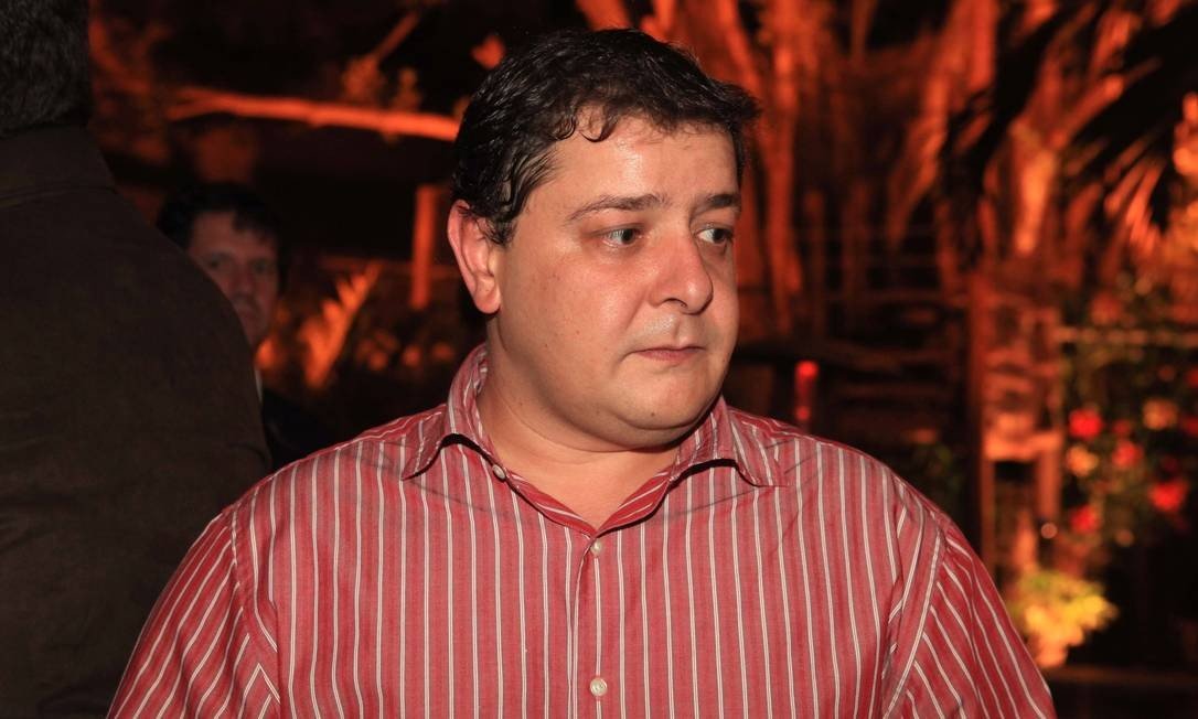 Documentos da PF ligam filho de Lula a investigados por fraude no INSS