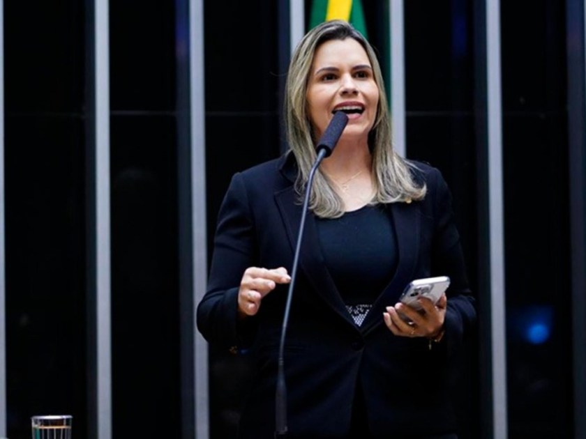Clarissa Tércio
