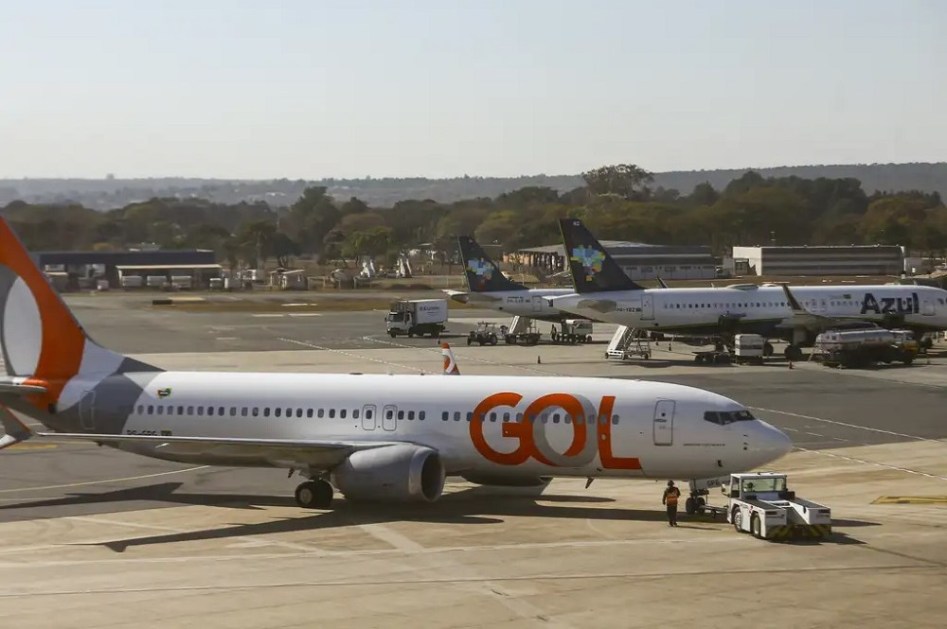 Avião da Gol e da Azul