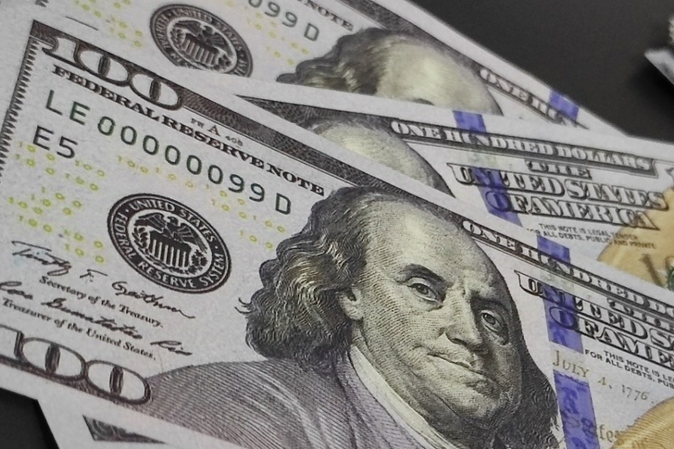 O dólar bate novo recorde e fecha o dia a R$ 6,26