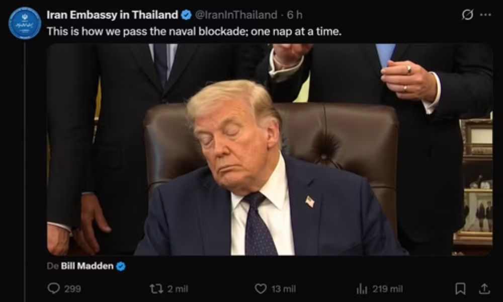 Trump aparece cochilando, e Irã não perdoa e provoca: ‘Assim que passamos pelo bloqueio’