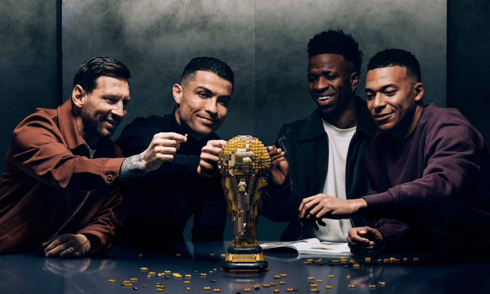 Lego lança comercial da Copa com Messi, CR7, Mbappé e Vini Jr.