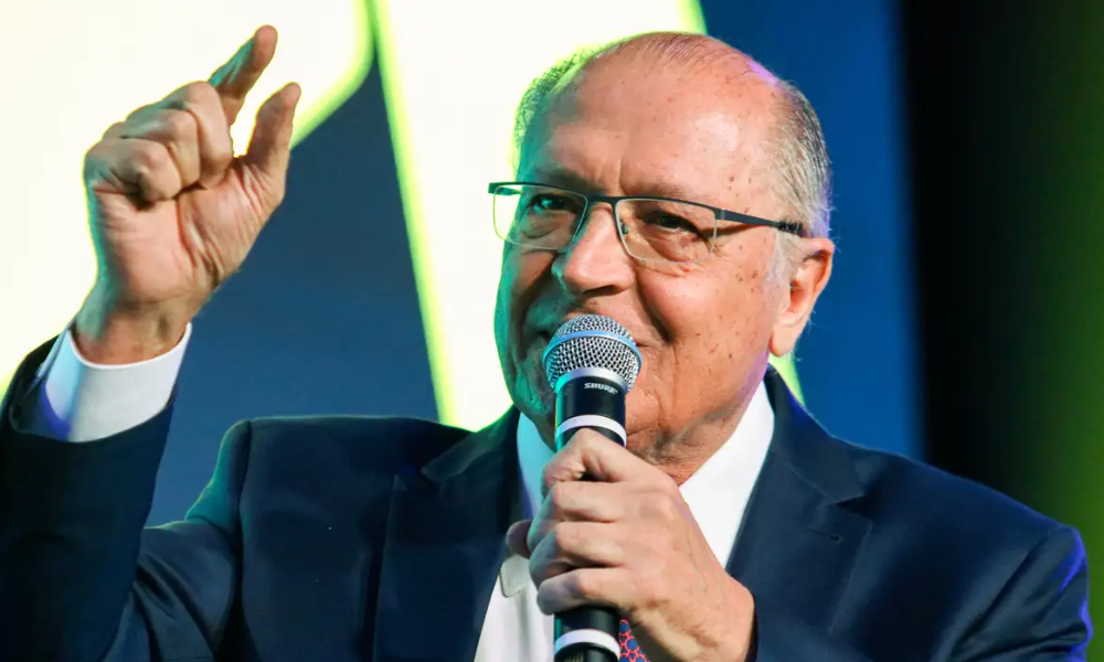 Biodiesel reduz exposição do Brasil à geopolítica mundial, afirma Alckmin