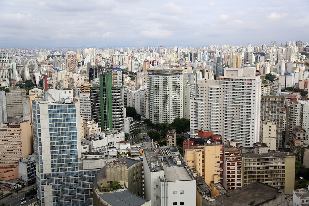 A alma urbana não cabe em LED