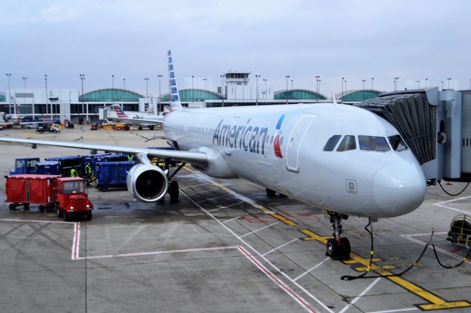 avião; american airlines