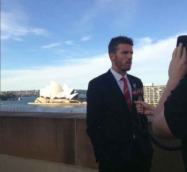 Michael Carrick é promovido a técnico permanente do Manchester United