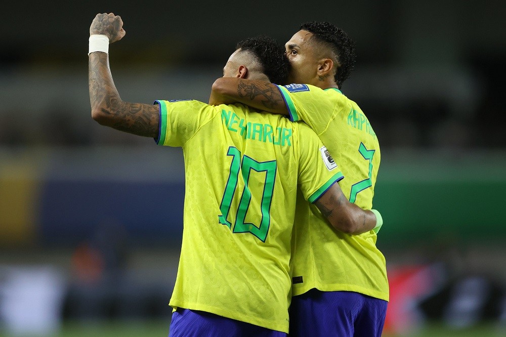 Raphinha defende convocação de Neymar para Copa: ‘Ele é o cara do hexa’
