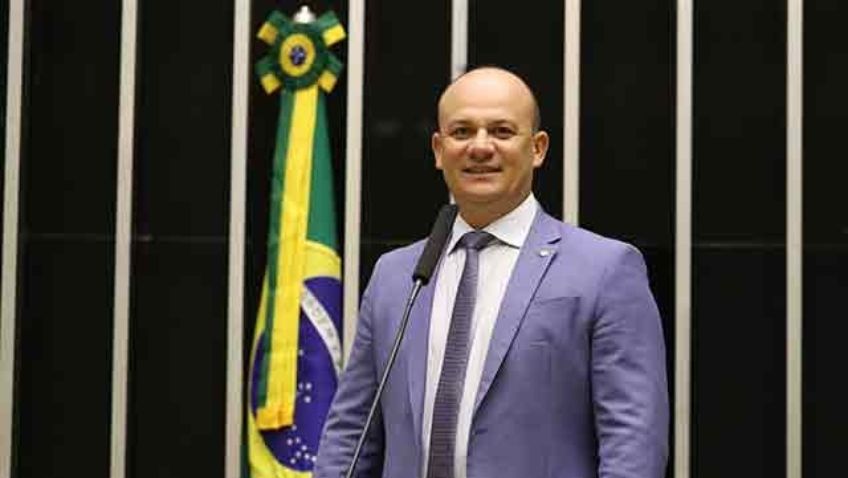 Cabo Gilberto Gomes da Silva, líder da oposição na Câmara