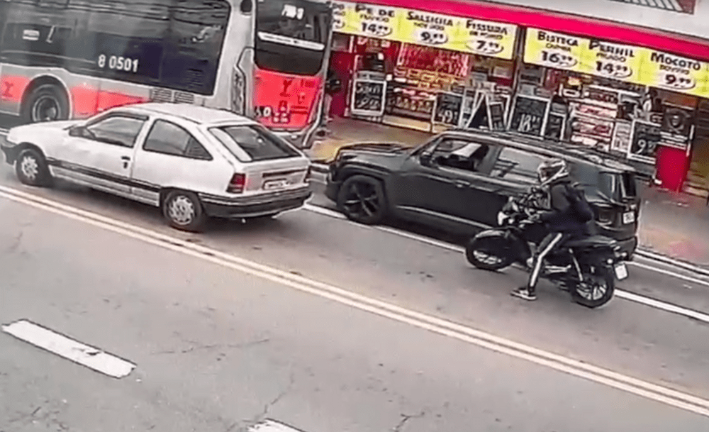 Piloto morto em SP