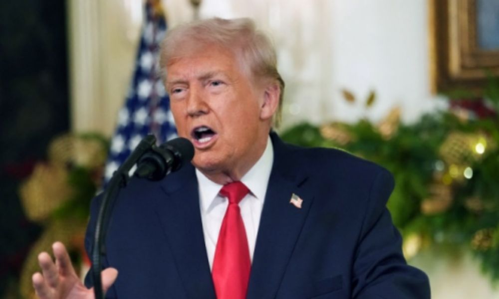 DONALD TRUMP