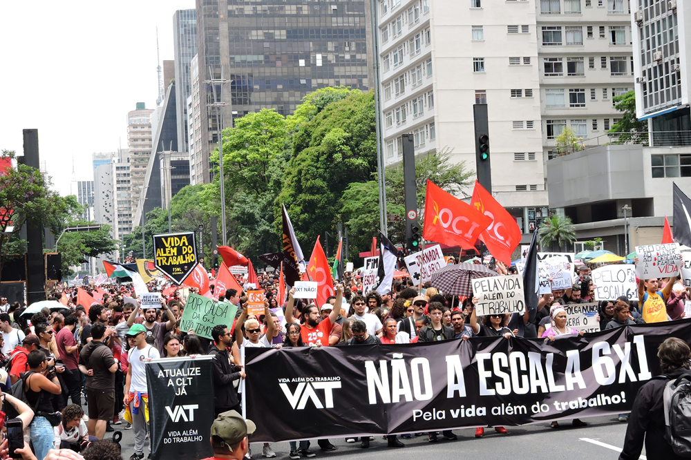 Comissão da Câmara vota nesta segunda-feira parecer sobre o fim da escala 6×1