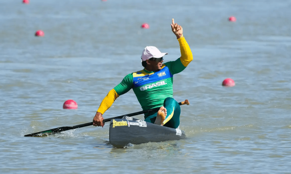Isaquias Queiroz é prata na Copa do Mundo de Canoagem na Hungria